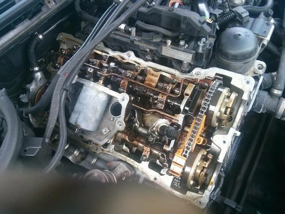 Вальватроник n20b20. Valvetronic BMW f20. Датчик вальватроник БМВ е90 н46. Вальватроник 4.4. Завел без масла