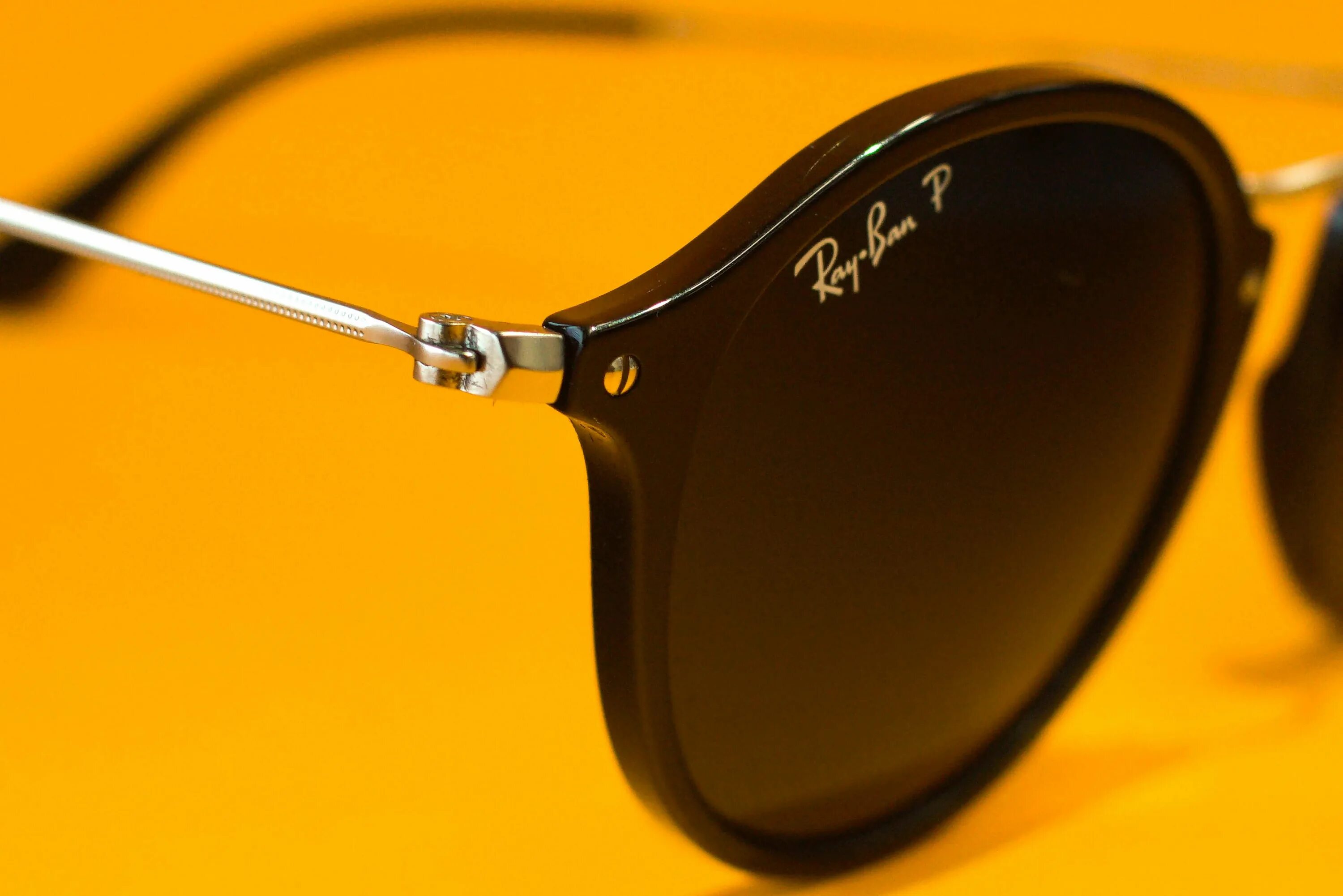 Очки ray ban wayfarer. Ray ban очки паленые. Поддельные очки ray ban. Очки ray ban кейс. Ray ban очки паленые.