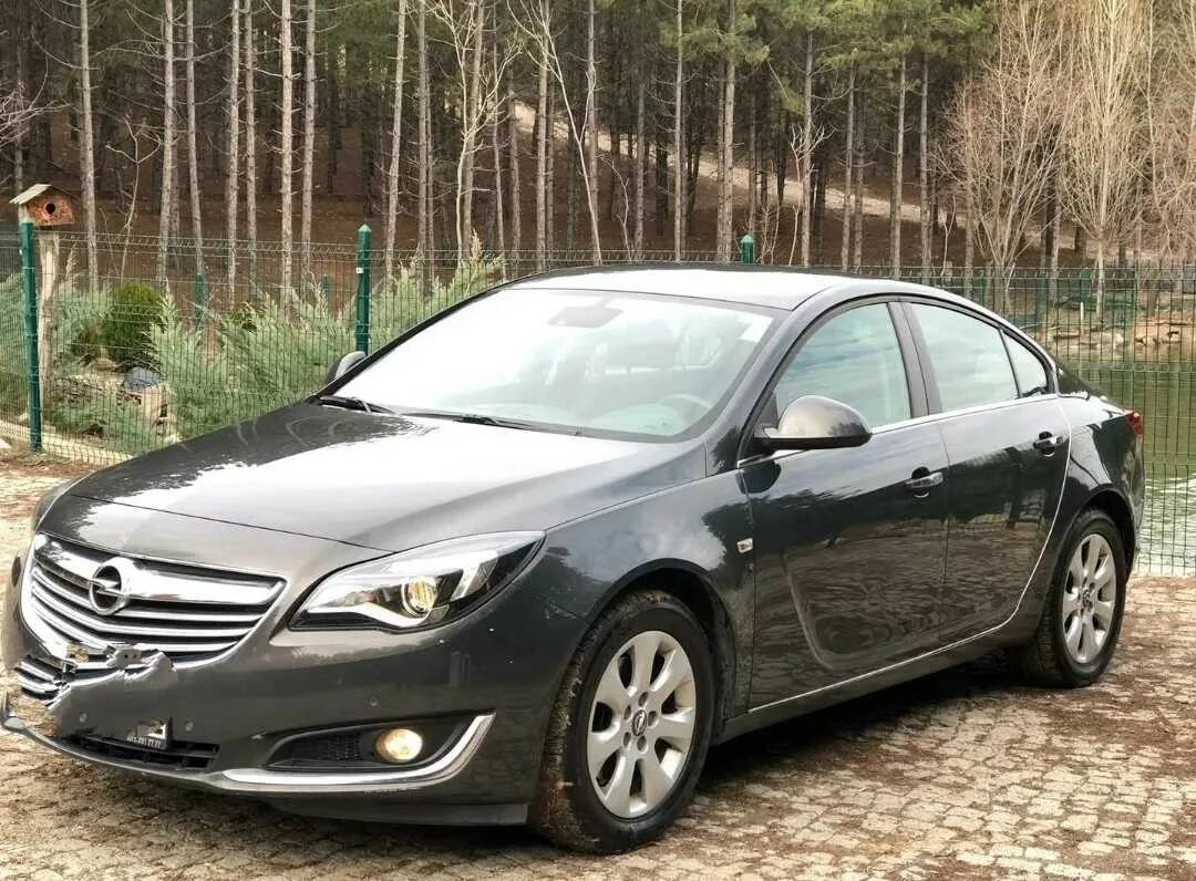 Опель инсигния дизель куплю. Opel Insignia 2013. Опель Инсигния 2013. Опель Инсигния 1. Opel Insignia, 2013 Элеганс.