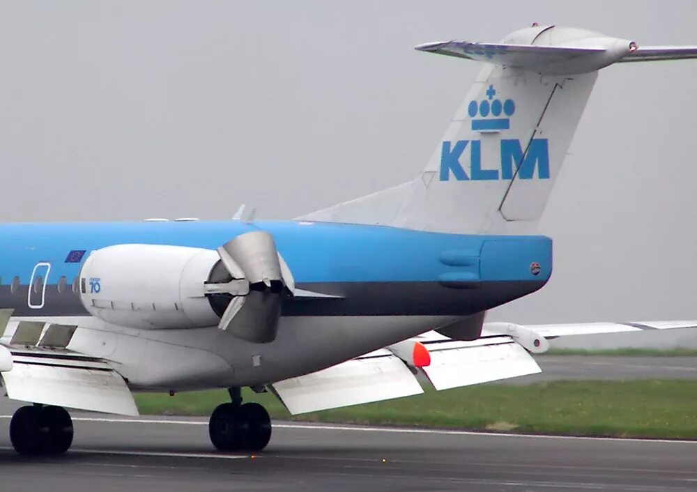 Как работает реверс на самолете. A320 реверс. fokker f100 реверс. ту 154 реверс. ту 154 реверс тяги.