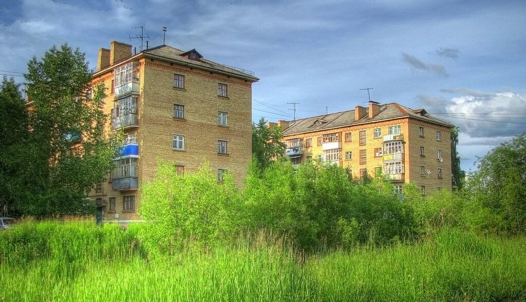 Ухта дзержинский. Ухта улица дзержинского. ул володарского ухта. дзержинского 1 ухта. республика коми, ухта, улица горького, 1,.