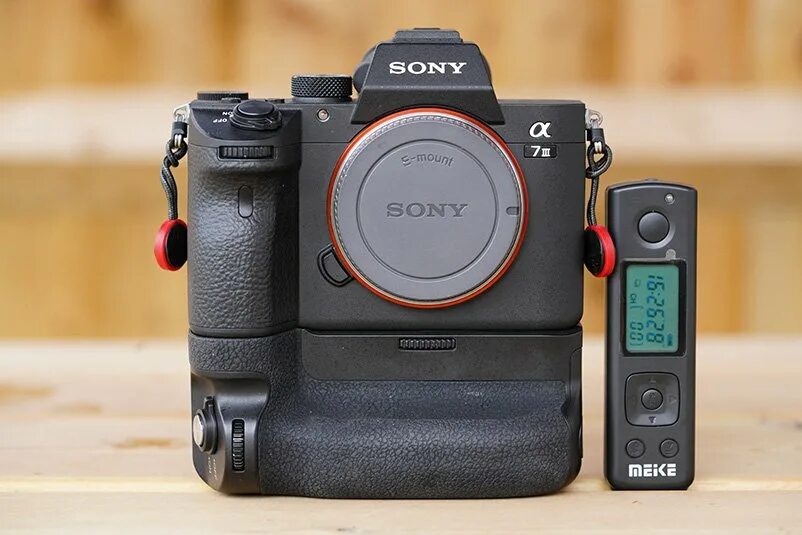Sony a7 mark. Sony a7 + grip. sony alfa 7 lll. sony a7 battery. sony a3 iii.