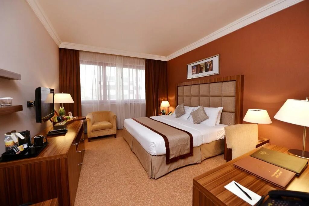 Al hamra hotel 4*. City seasons 4 абу даби. City seasons al ain 4*. Трейдерс отель абу даби. City seasons al hamra hotel.