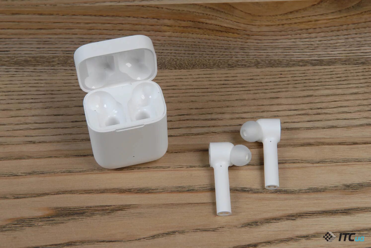 Наушники xiaomi airdots pro. Xiaomi airdots 2. Беспроводные наушники Xiaomi к 55. Mi pods вакуумные. Fairbuds XL.