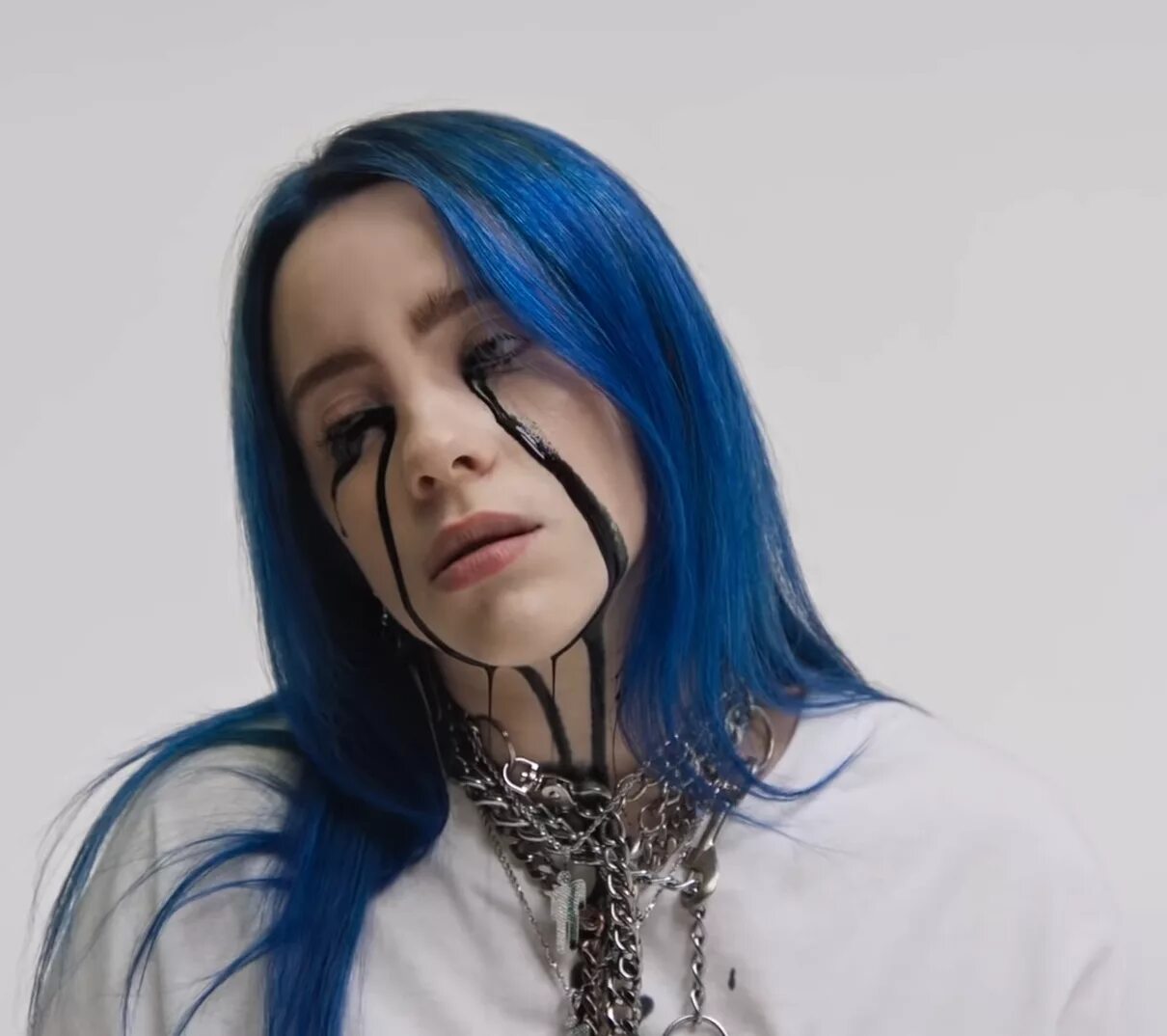 Billie eilish when the party. Билли айлиш 3д. billie eilish when the party&#039;s over. билли айлиш в синем.