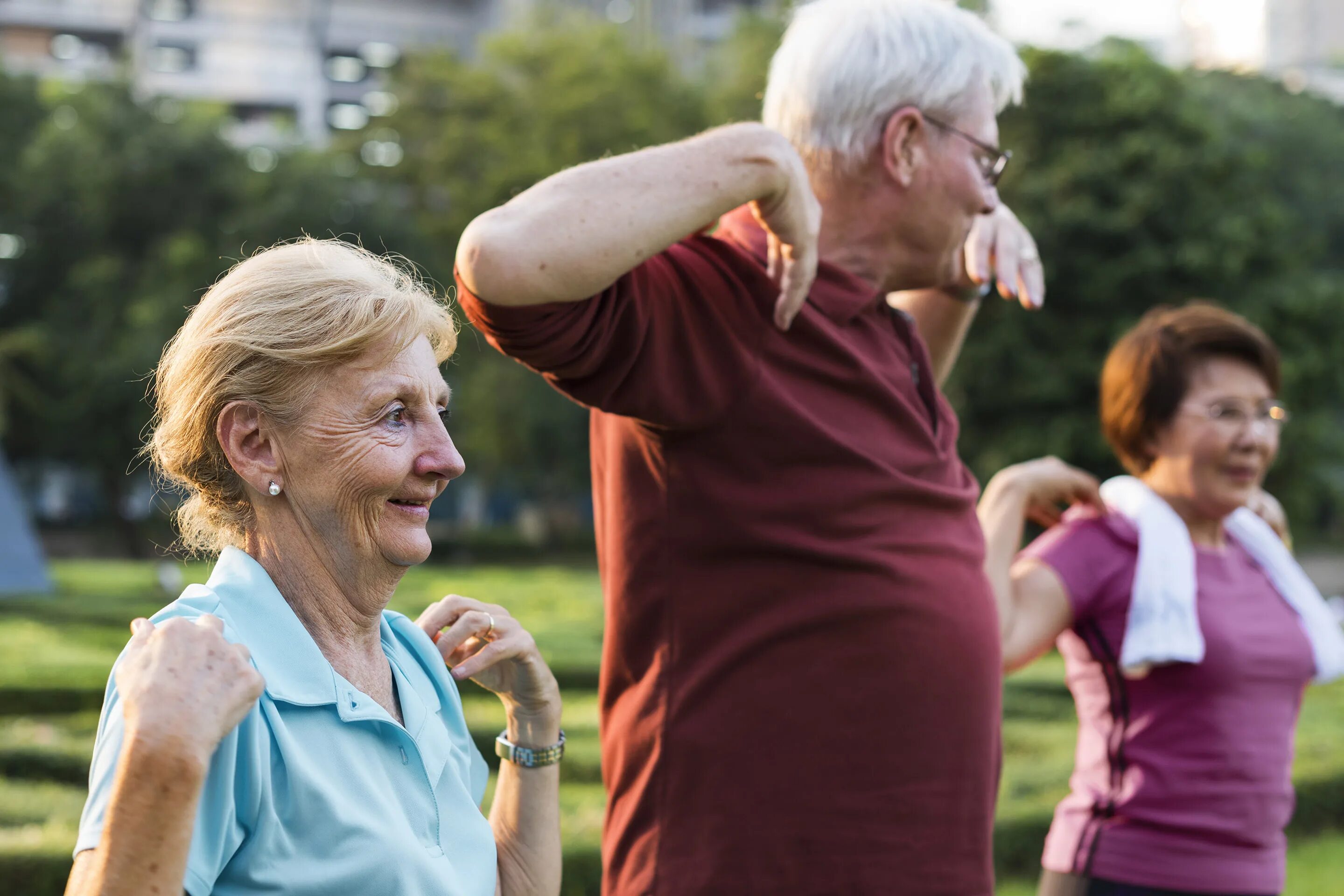 Старшие долголетие. Физкультура для пожилых. ЗОЖ для пожилых. Активная старость. Активные пожилые люди.