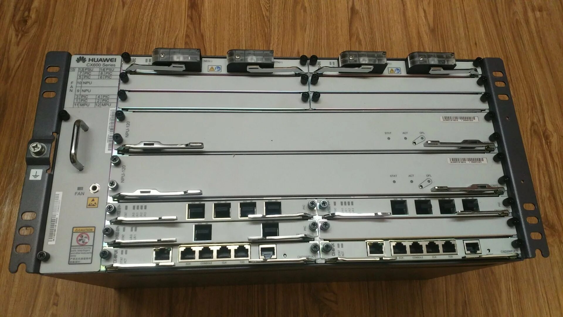 Сх 600. Cx600-x2-m8. huawei cx600. huawei cx600 маршрутизатор. cx600-x1.