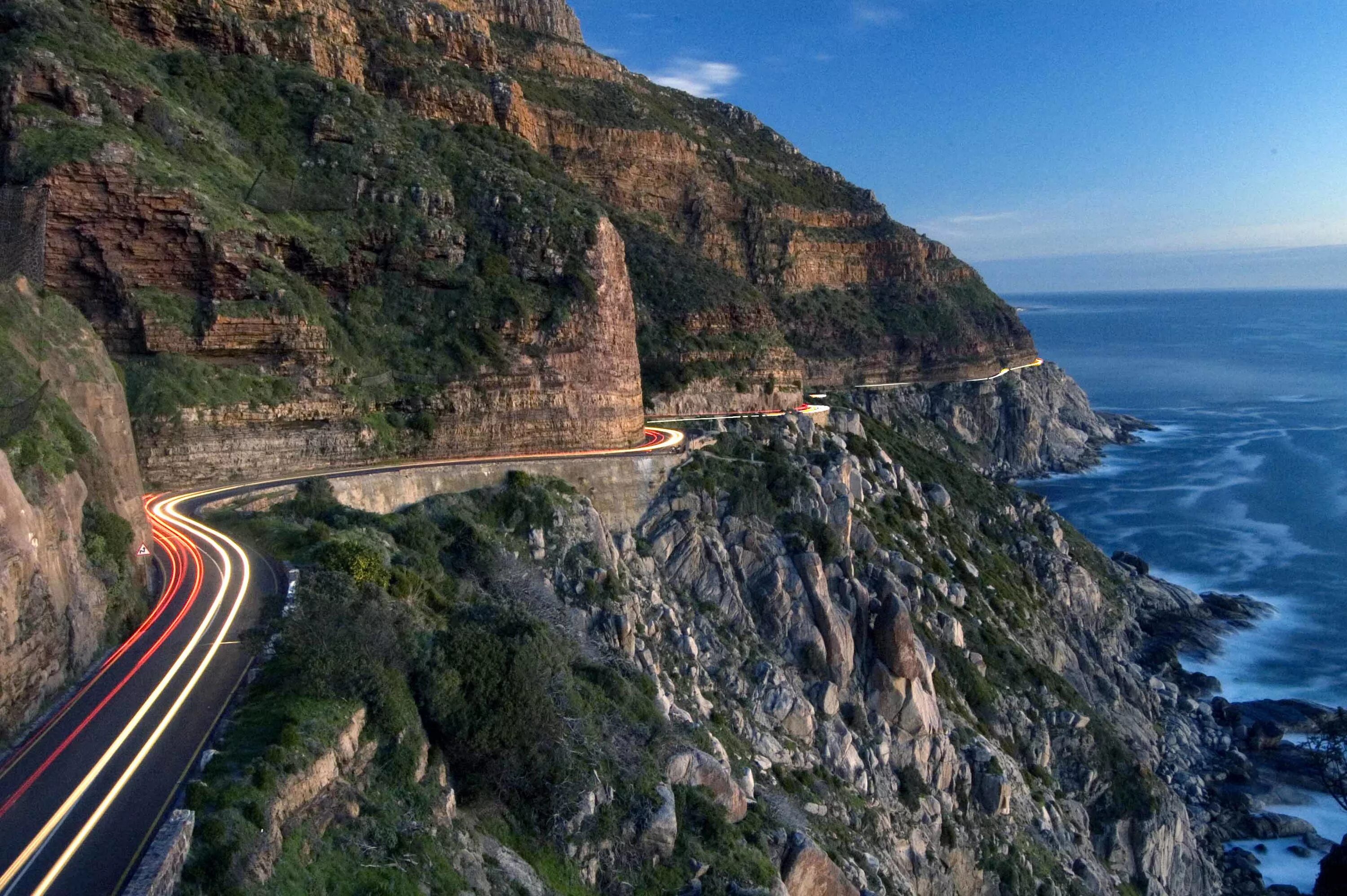 Chapman's Peak дорога. Chapmans Road Кейптаун. ЮАР (Chapman's Peak Drive). Дорога на пик Чепмена, ЮАР. Amazing where