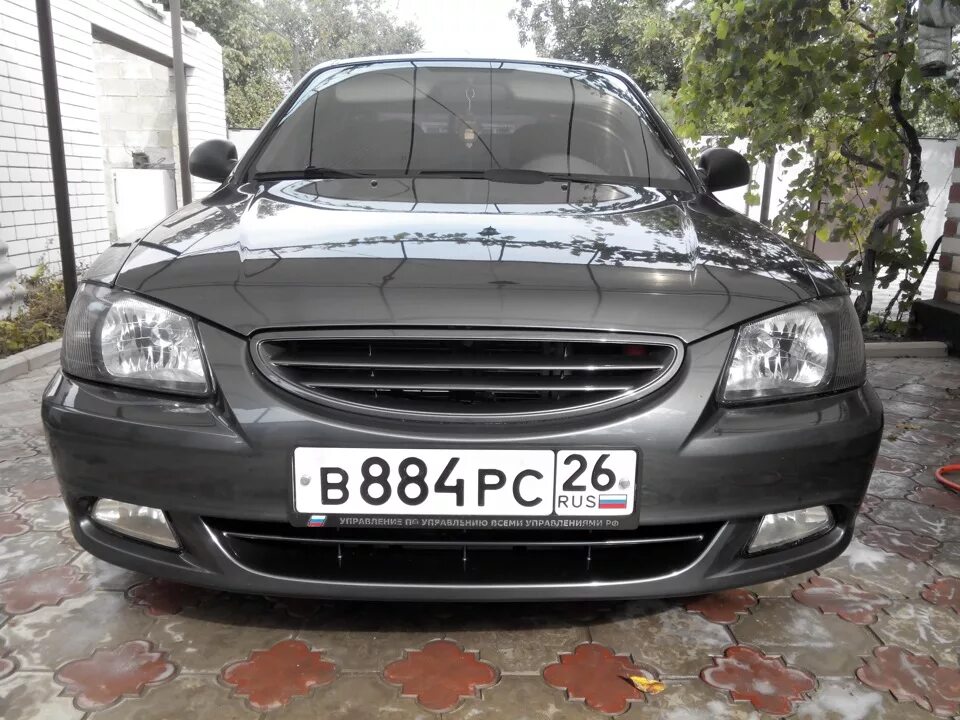 Accent решетки. Решетка радиатора hyundai accent 2008. радиаторная решетка hyundai accent. решетка радиатора хендай акцент тагаз. решетка хендай акцент 2 черный.
