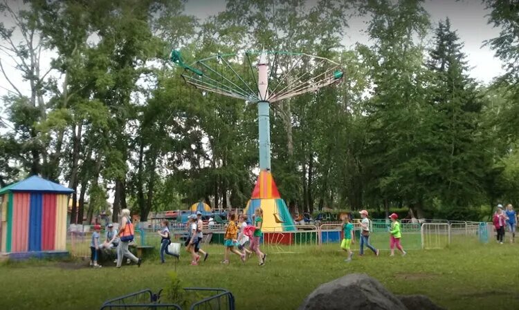 парк отдыха богданович. парк культуры и отдыха 2012. парк горького богданович. парк отдыха богданович. новый парк в богдановиче.