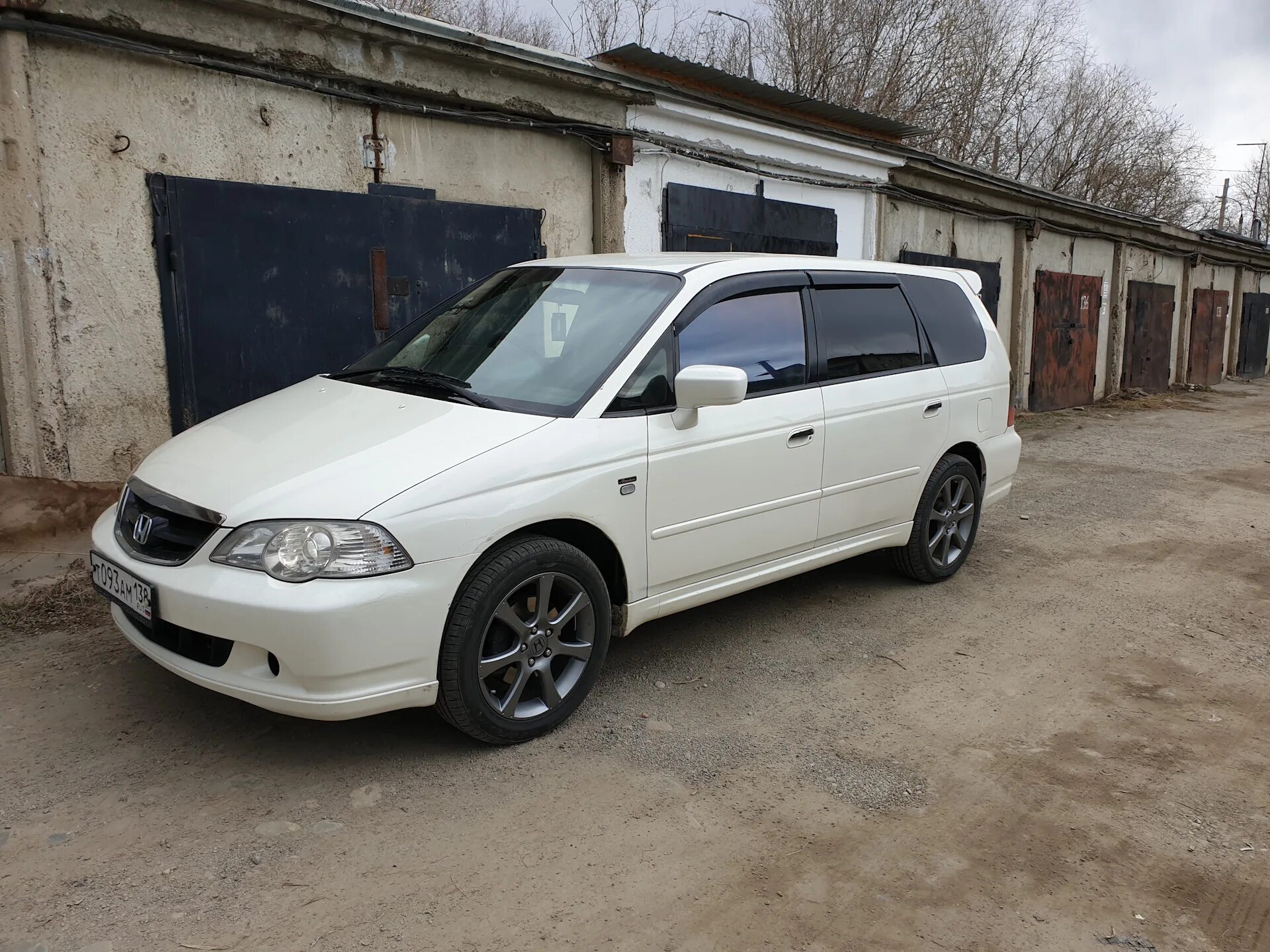 Honda odyssey 17. Оригинальный диск honda stepwgn. Диск honda odyssey. Хонда одиссей 1 поколения r17. Хонда одиссей 2002 год диски.