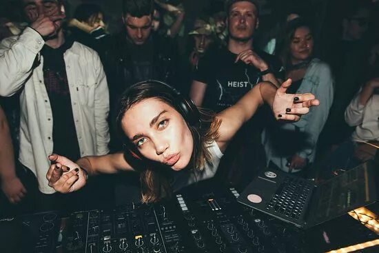 Карина Истомина Apple Music
