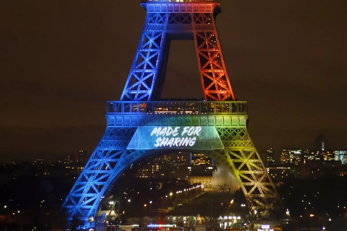 Эйфелева башня горит 2025. Paris 2025. олимпиада в париже. эйфелева башня олимпиада. лос анджелес париж.