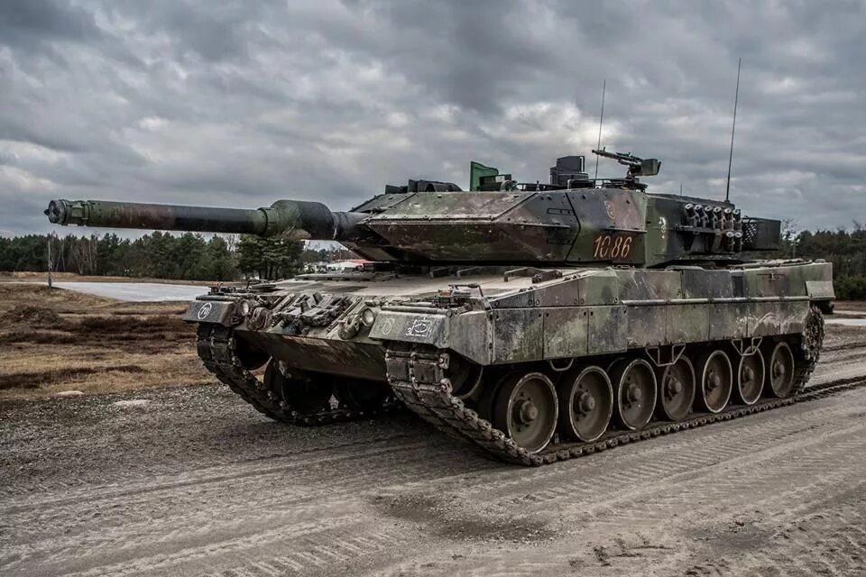 Leopard 2a5. Леопард 2a5 польши. leopard 2 a5 в польше. leopard 2a5 poland. леопард 2 венгрия.
