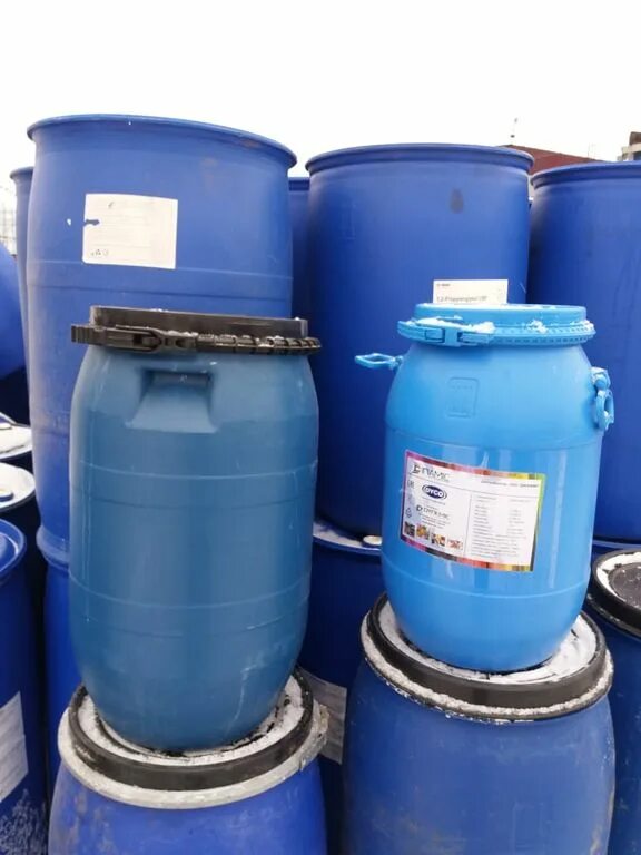 Псков 200 л бочки пластиковые. Емкость 80 литров. Бочки 160 литров пластиковые. Бочки пластиковые 200. Бочки 220л.