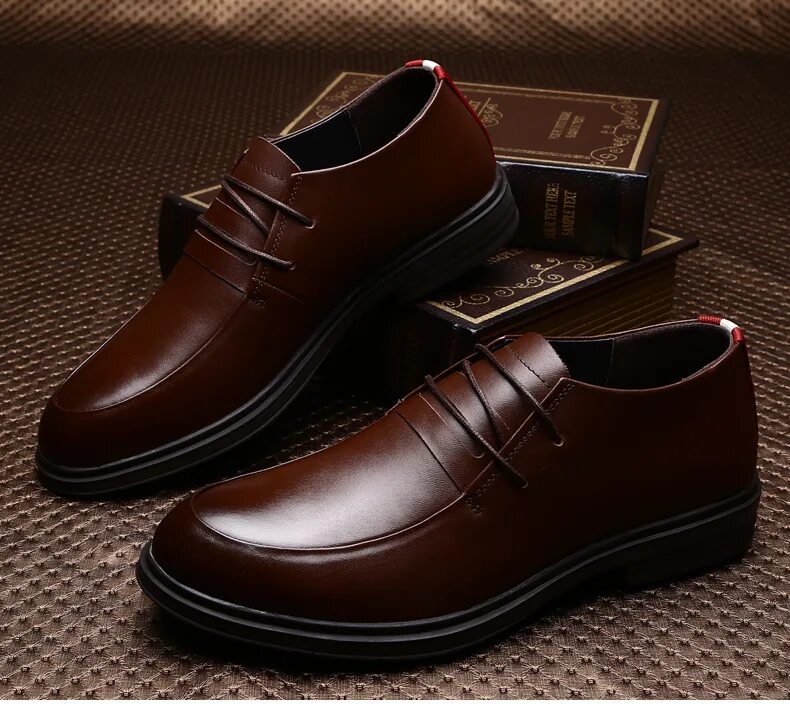 Туфли мужские кожаные на валберис. Обувь мужская осенняя кожаная. Обувь на весну мужская. Брогги мартинсы. Hrs man shoes обувь.