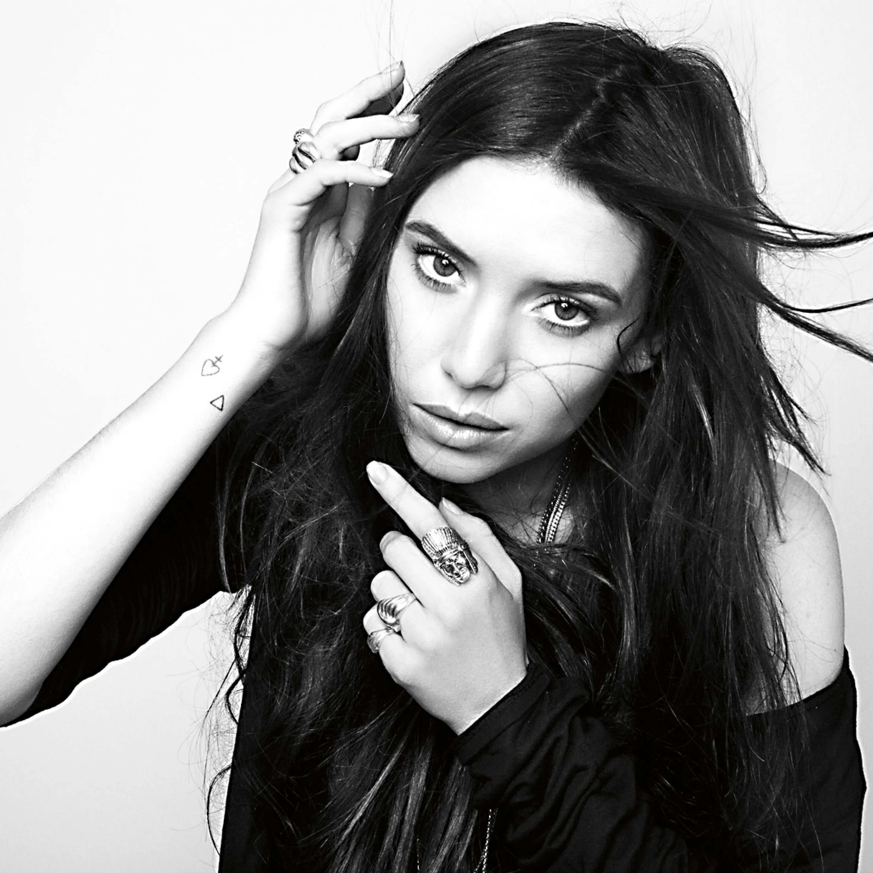 Little bit lykke перевод. Lykke li. lykke li певица. люкке ли. lykke li 2025.