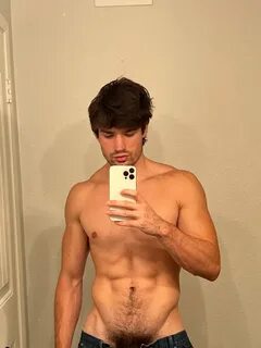 kyleshubb's tweet photo. cardio’s done, lets finish the workout in my ...