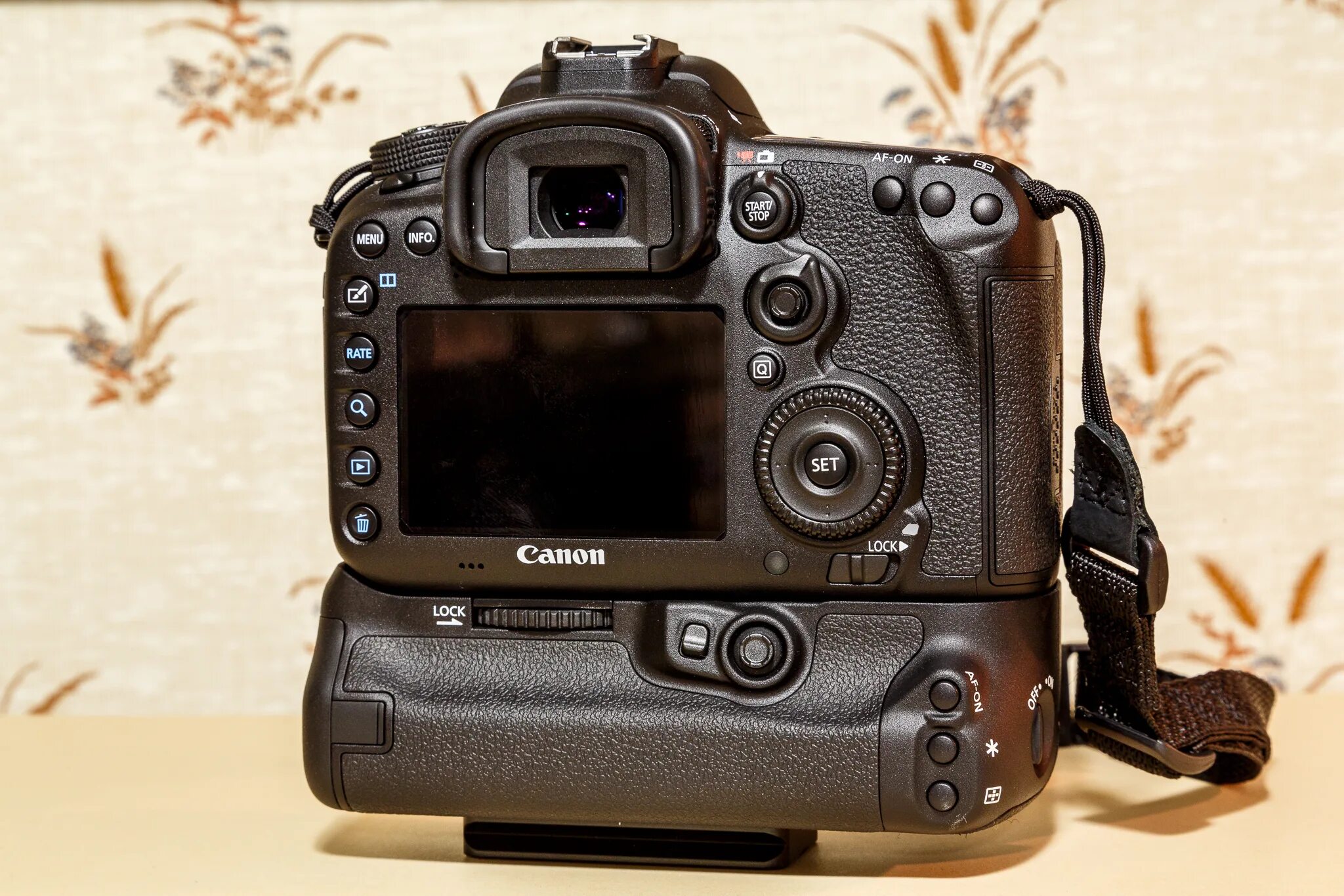 Camera 7