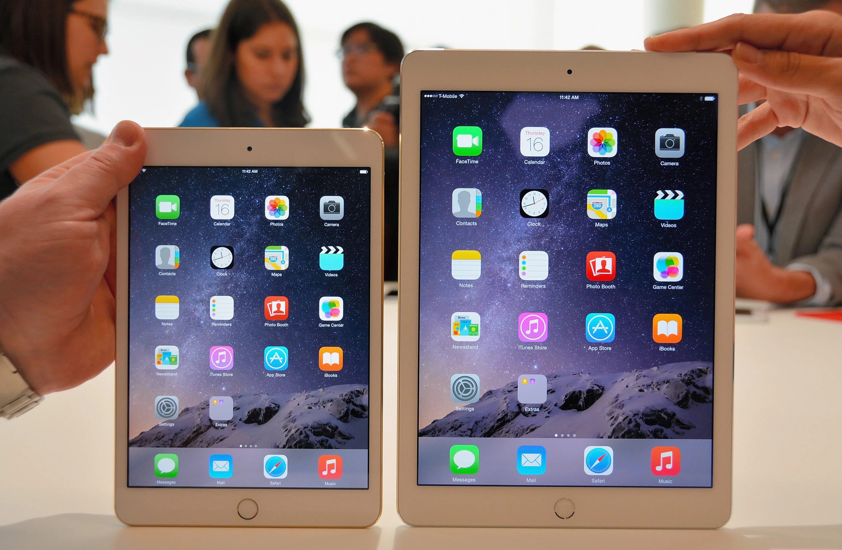 Apple IPAD Air 3. Apple IPAD Air 2022. IPAD Air 5 Mini. Apple IPAD Mini (1-го поколения).