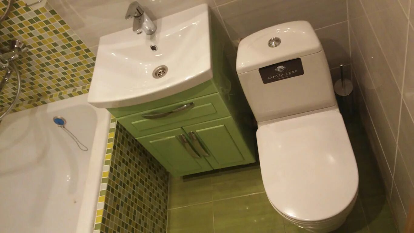 Санузел в хрущевке. Совмещенный санузел под ключ. Ванная с туалетом в хрущевке. Отделка ванных комнат и туалетов. Совмещенный санузел под ключ.