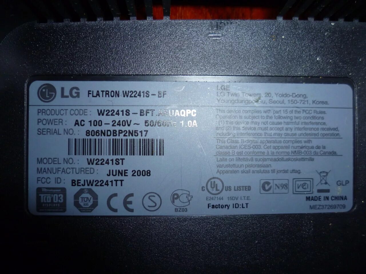 Характеристики монитора lg flatron. LG Flatron w2241s. Монитор LG w2241s-bf. Монитор LG Flatron w2241s. Claa220wa01.
