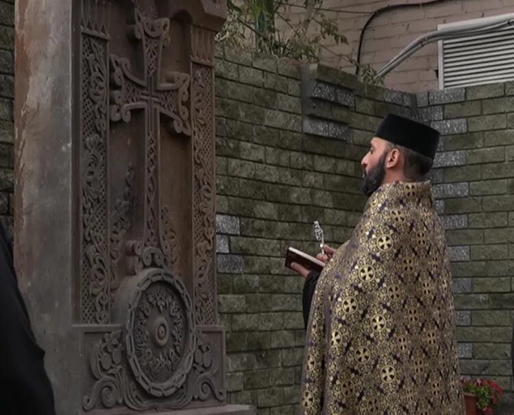 патриарх-католикос эфиопии абуна филипп. гарегин 1 и кирилл всея руси. титул патриарха армянской православной церкви.