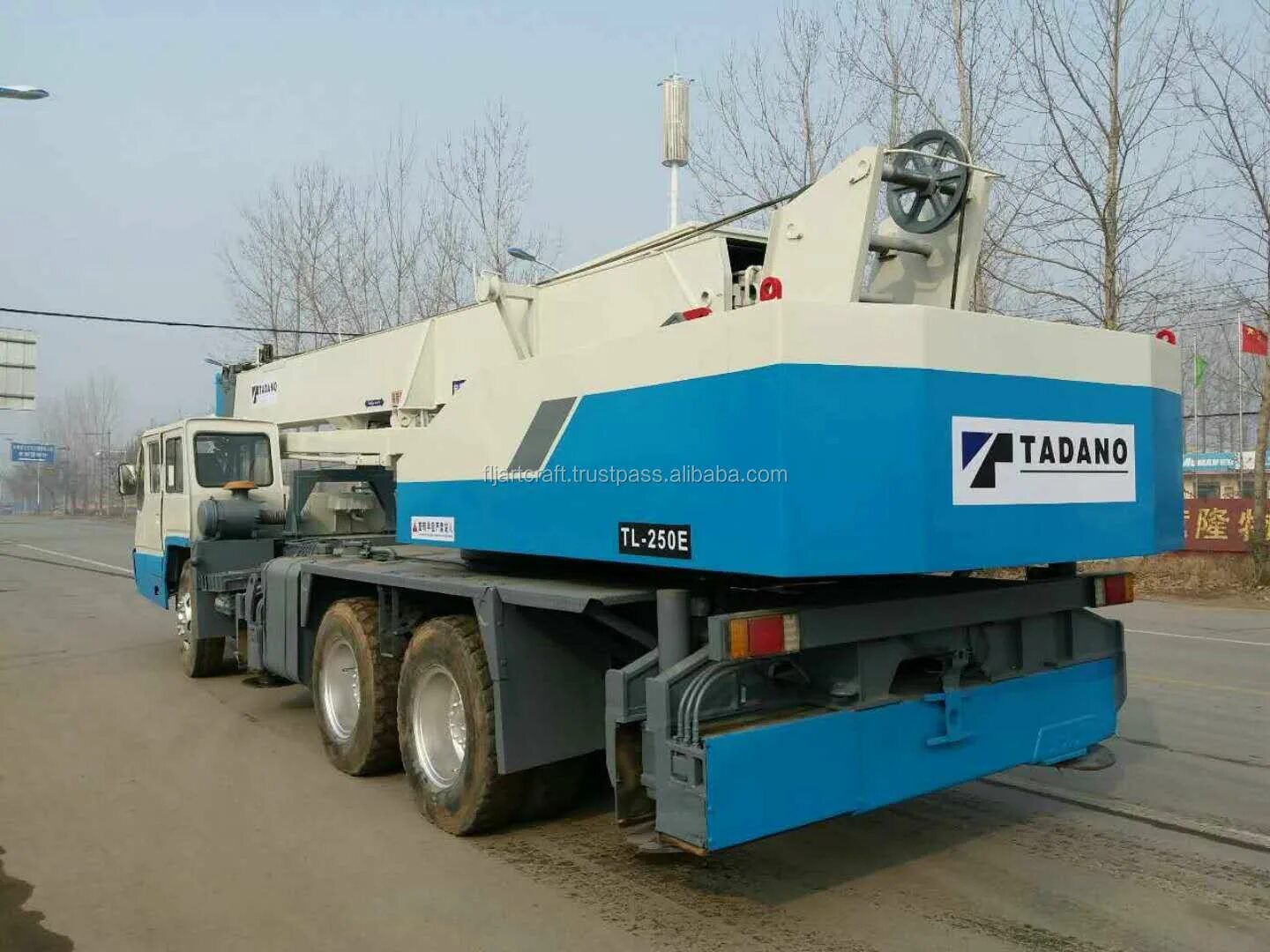 Тл 250. Кран Тадано 25 тонн. Автокран Tadano tl151. Тадано tl251. Tadano TL 300 XL.