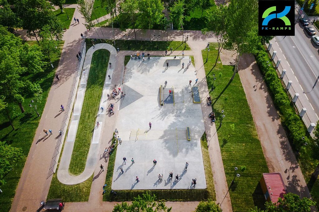 Айдапарк самара. Струковский скейт парк самара. струковский сад скейт парк. скейт парк в струковском парке самара. струковский сад в самаре скейт парк.