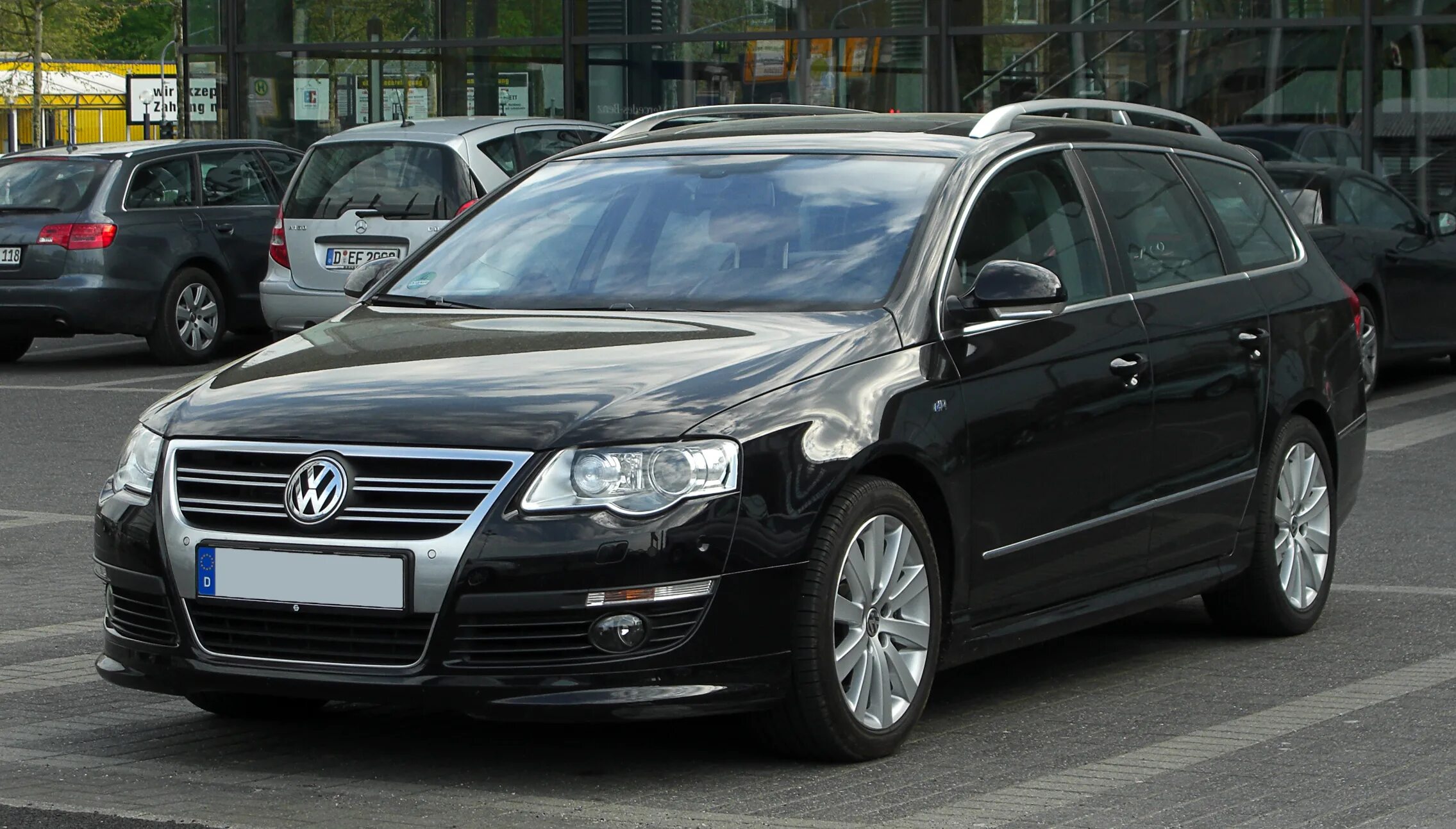 28 b6. Volkswagen Passat b6 r-line. VW Passat b6 variant. Фольксваген Пассат б6 универсал р лайн. VW Passat b6 r line.