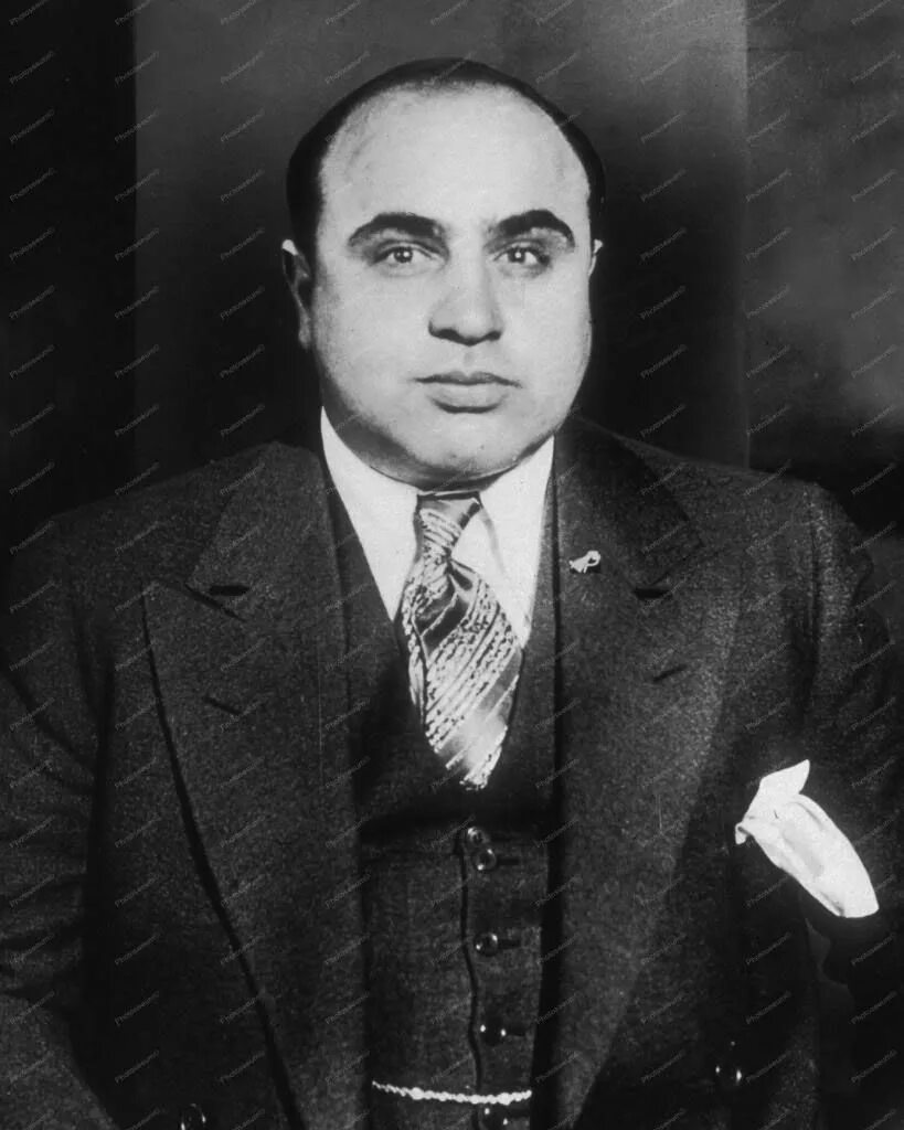 Al Capone Mousepad by Roxy407 Al capone, Bizarre facts, Chicago poster
