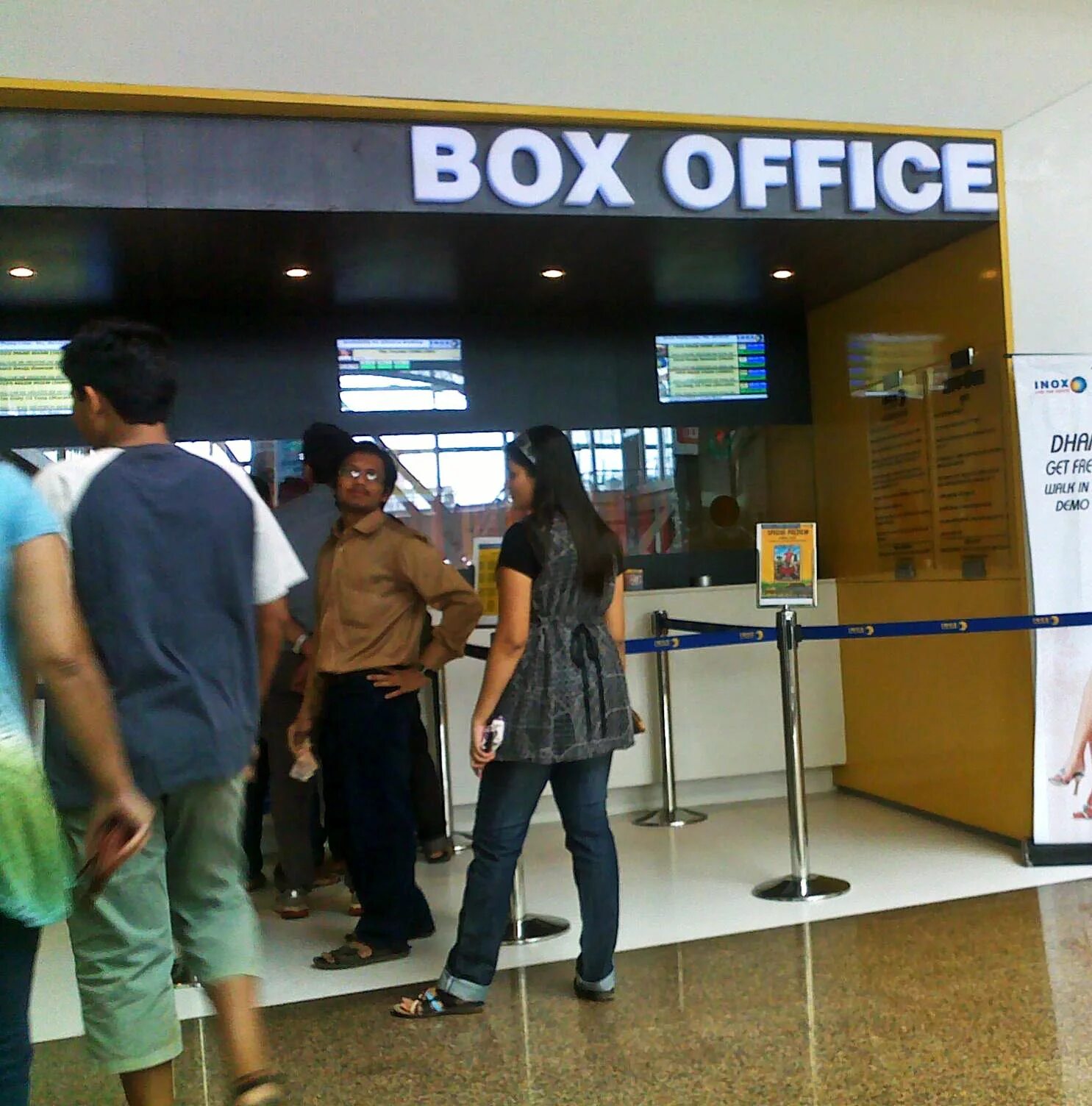 Box Office. Box Office in the Theatre. Cinema Box Office. Buy tickets theater