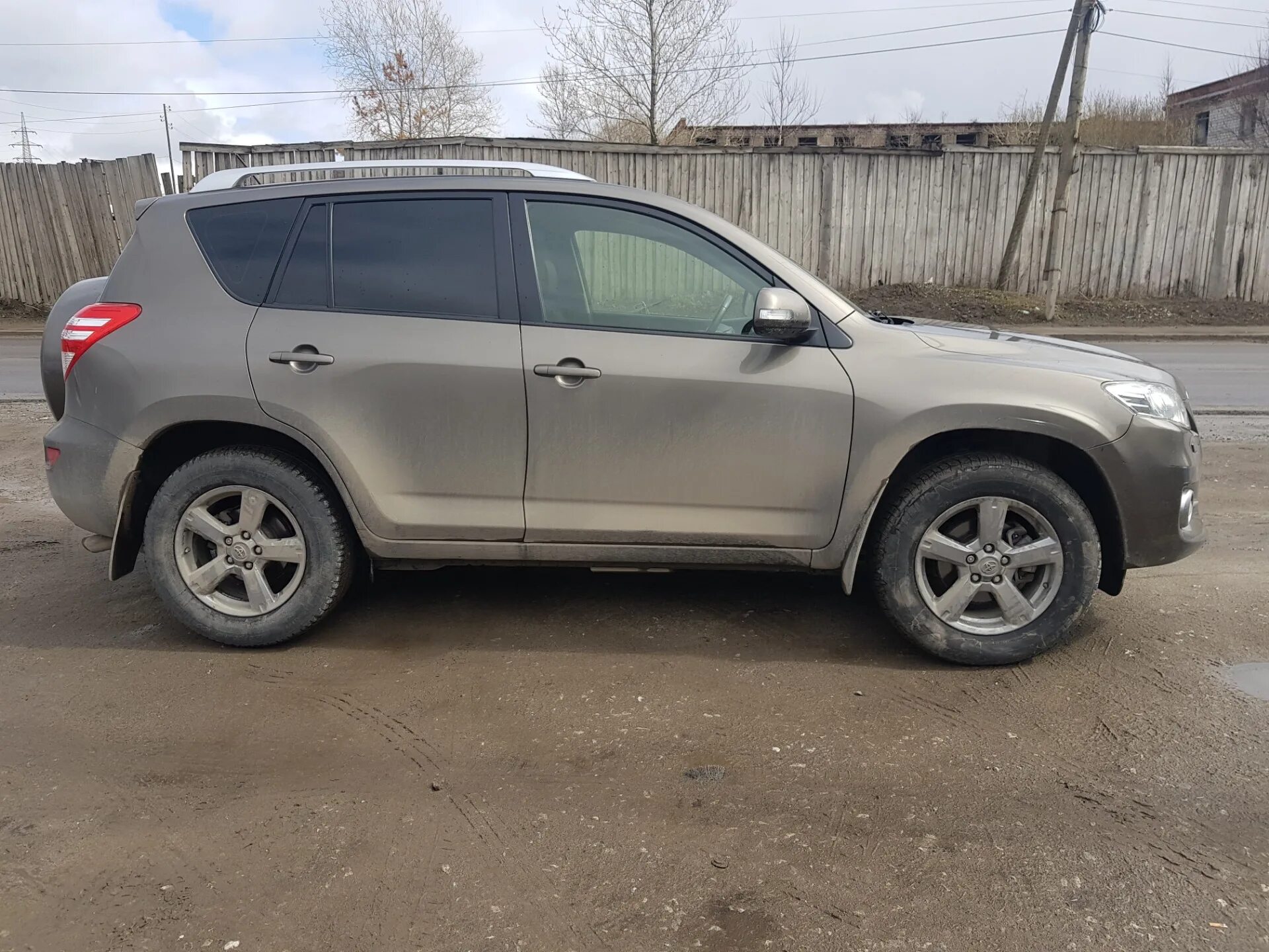 235 65 R17 Тойота рав. Тойота RAV-4 - 225/65/ r17-. Toyota rav4 235/60 r18. 235 65 R17 Тойота рав 4 xa30. Купить резину на рав 4