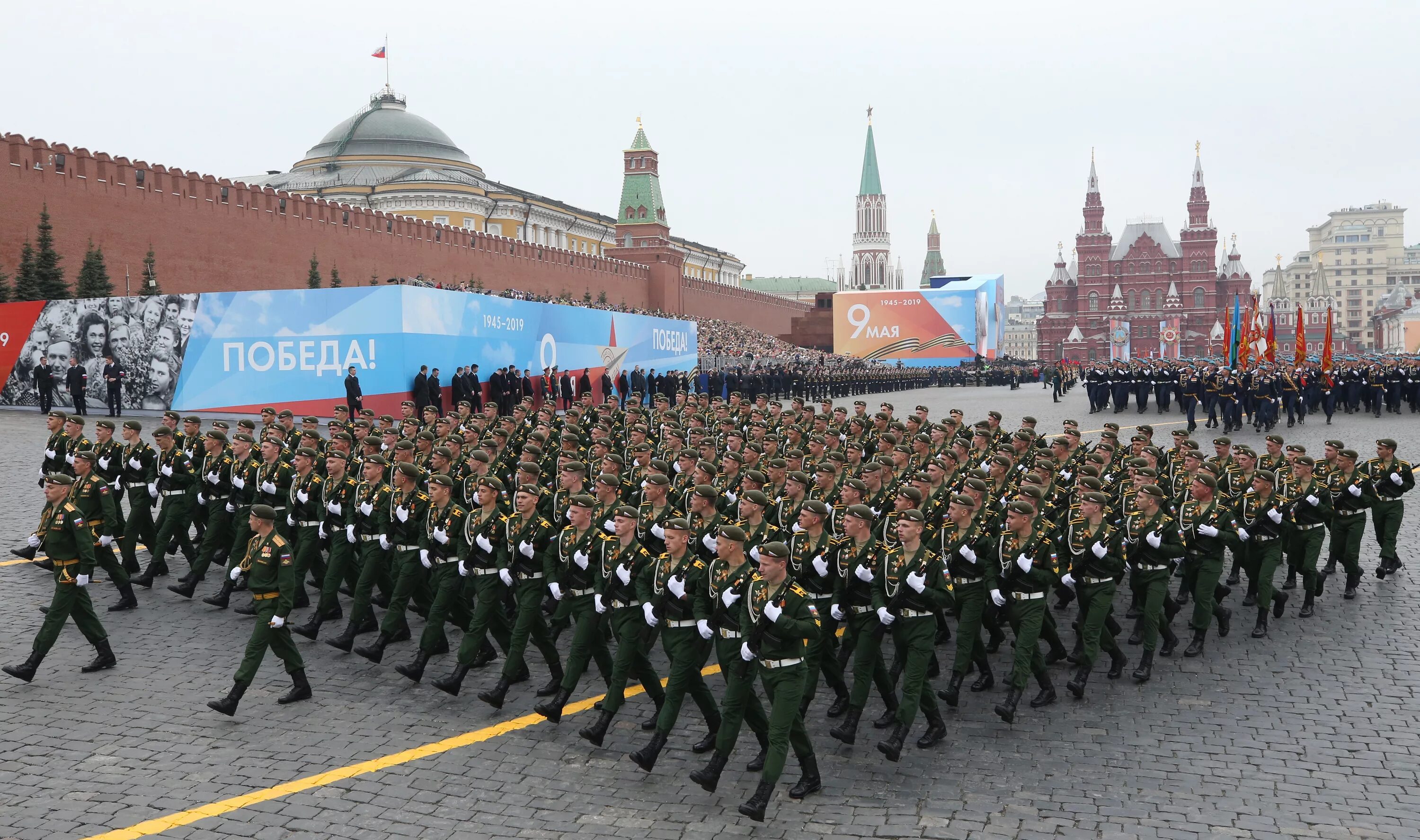 Парад Победы 1993. Военный парад. Парад на красной площади. Военный парад в Москве.