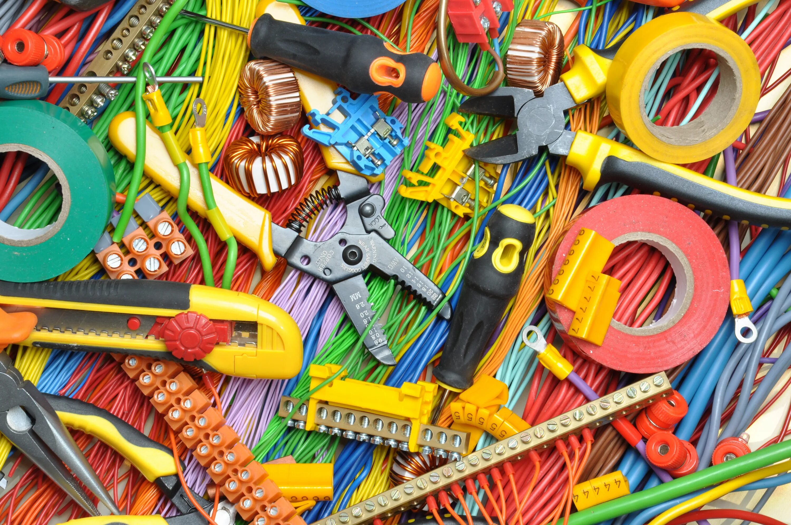 Штабелер вид спереди. Heavy equipment guide. Стержневая автоматическая линия. Искусственные материалы. Префидер.