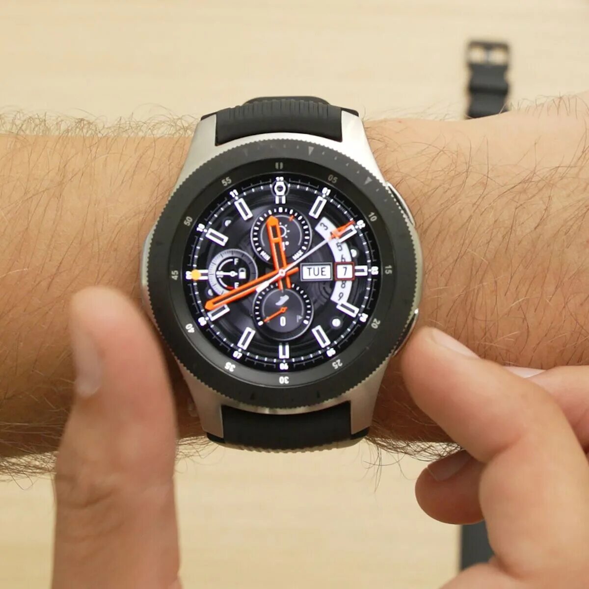 Galaxy watch 46 мм