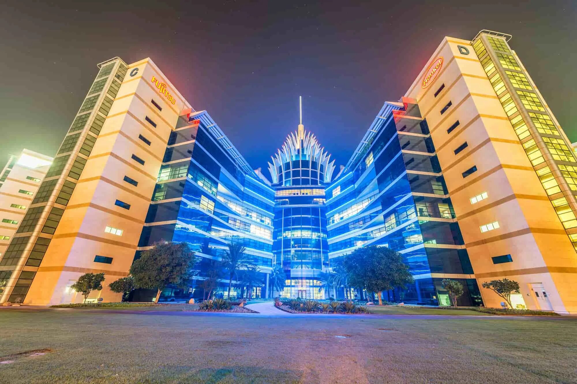 Силикон оазис штаб квартира. Оазис компания москва. Оазис дубай. Dubai silicon oasis (dso). Силиконовая долина дубай.