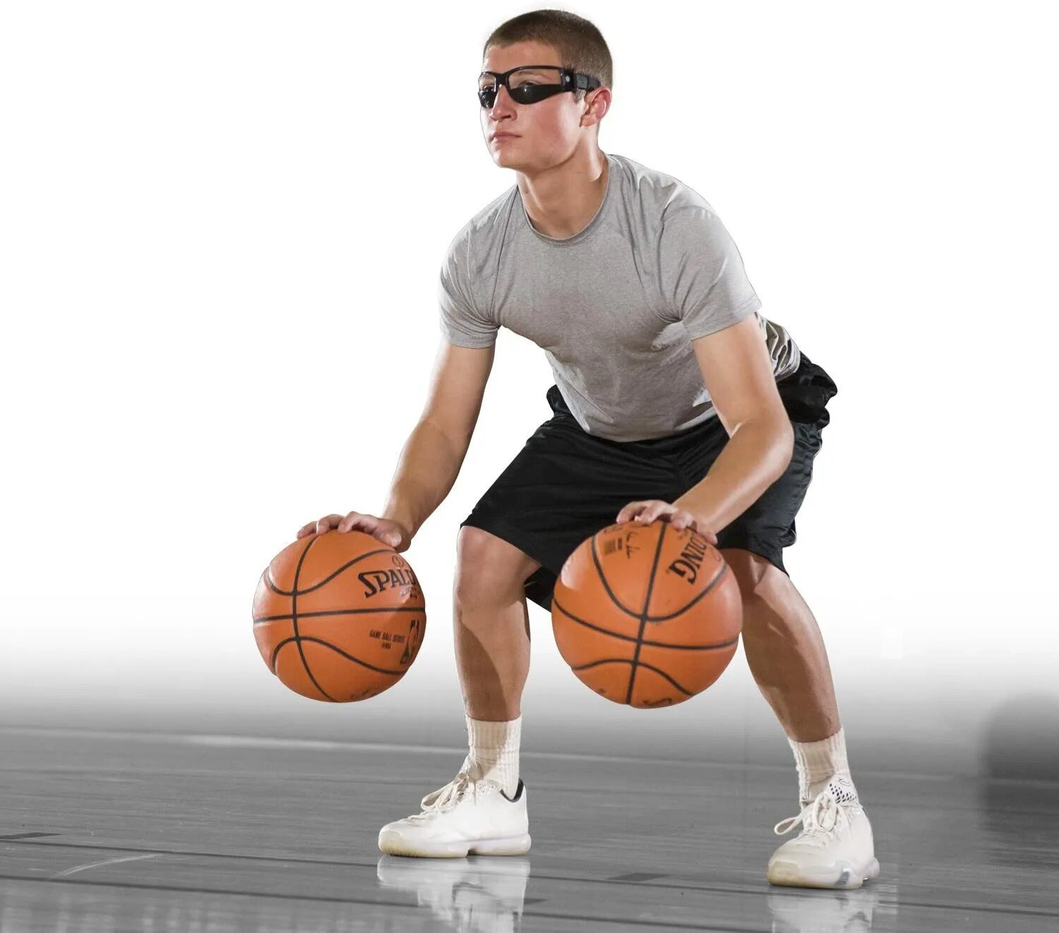 Корзина для мячей. Смайлики крутые современные. Мяч в очках. Баскетбол. Собака с футбольным мячом.