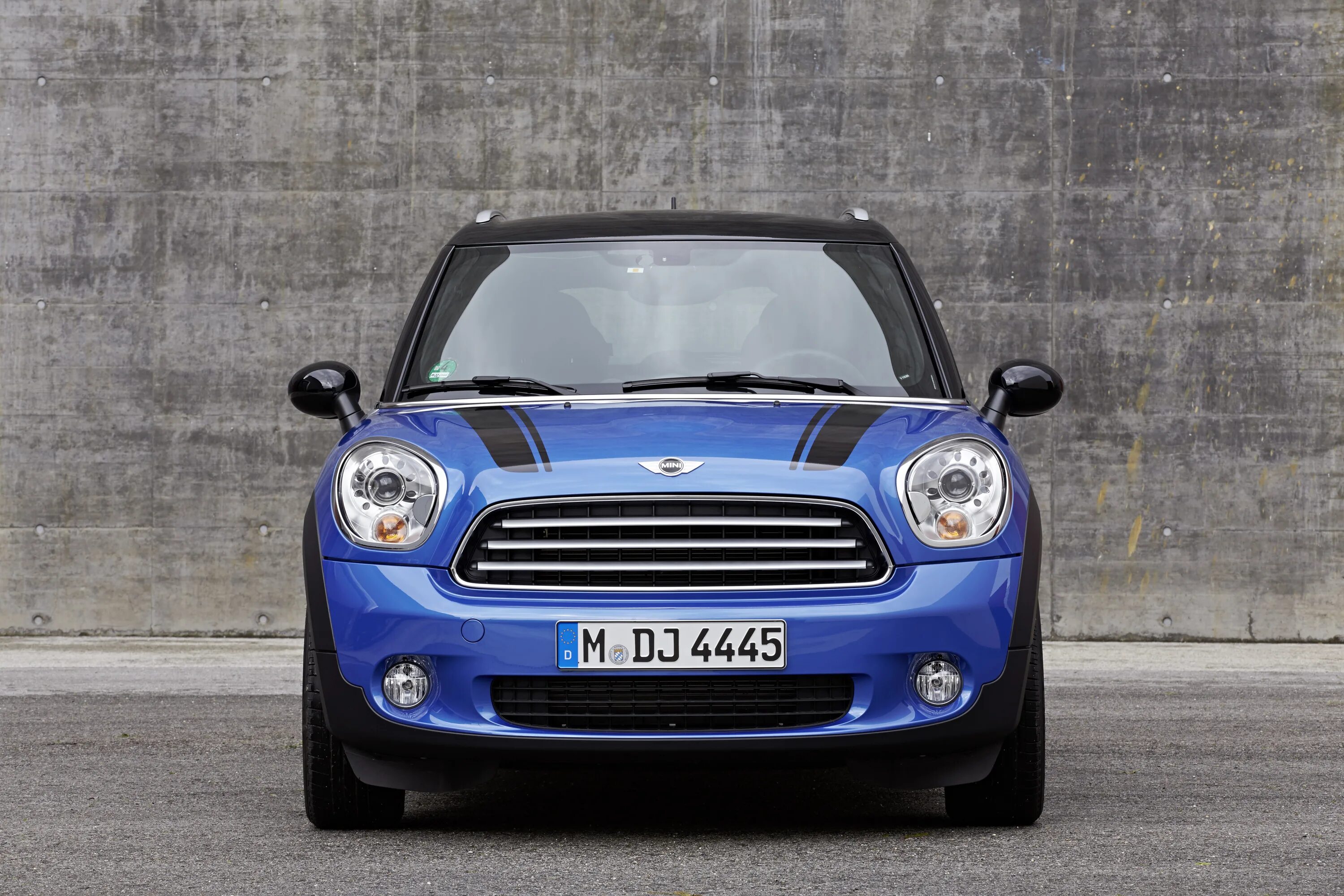 Мини купер похожие. Mini Cooper Countryman r60. Mini Cooper Countryman 2013. Mini Countryman r60. Мини Купер Кантримен 2015.