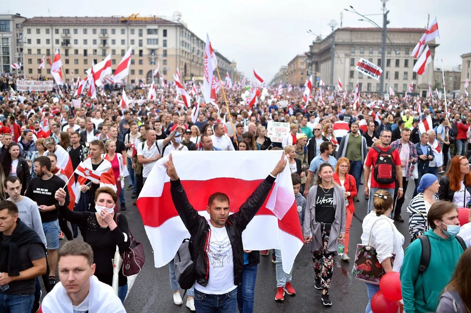 Митинг в августе 2020 в Беларуси. Цветная революция в Белоруссии 2020. Протесты в Беларуси в 2020 году. Митинги в белоруссии