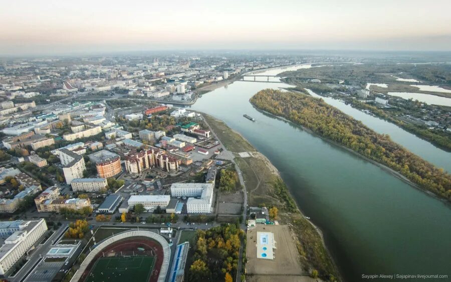 Омск береги. Омск правый берег Иртыша. Омск с высоты птичьего полета. Иртыш Омск с высоты птичьего полета. Омск панорамы Иртыша