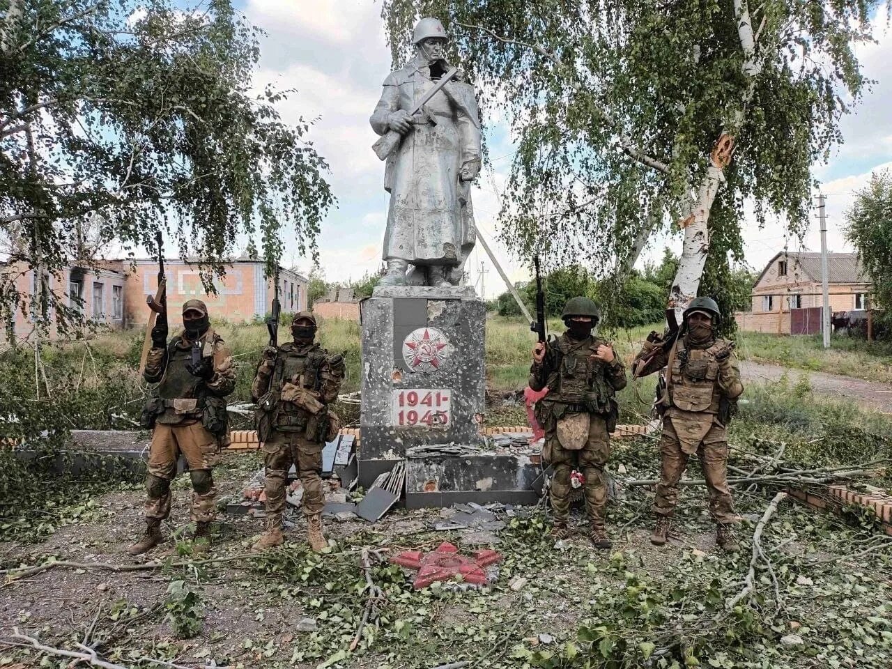 Чвк вагнер в авдеевке. Бойцы вагнера на украине 2025. чвк вагнера бойцы оркестра. бойцы чвк вагнера на донбассе. бойцы чвк вагнера на украине.