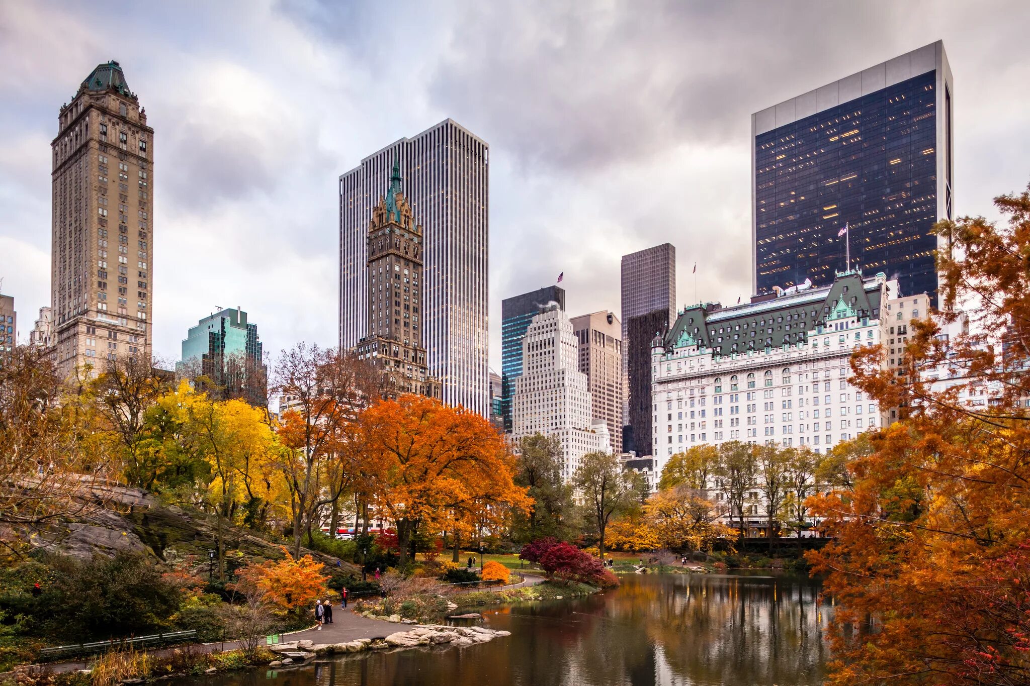Центральный парк Нью-Йорк. Осень в Central Park в Нью-Йорке.. Центральный парк Нью-Йорк осенью. Осень Нью Йорк Манхэттен.