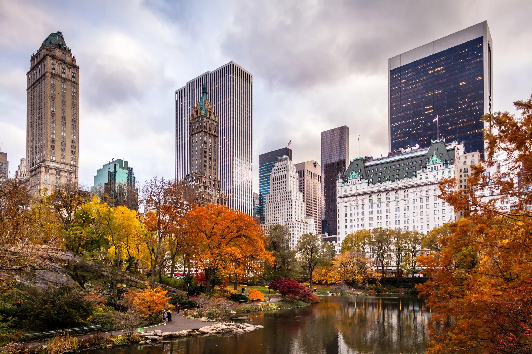 Центральный парк Нью-Йорк. Осень в Central Park в Нью-Йорке.. Центральный парк Нью-Йорк осенью. Осень Нью Йорк Манхэттен. Day in new city