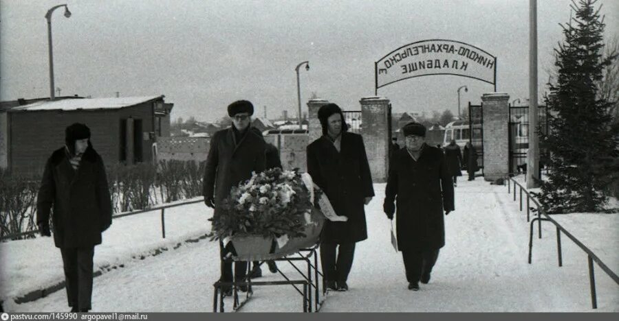 Крематорий балашиха. Николо-Архангельское кладбище крематорий. Николо-Архангельский крематорий, Балашиха. Крематорий на Николо Архангельском кладбище. Архангельское кладбище Балашиха.