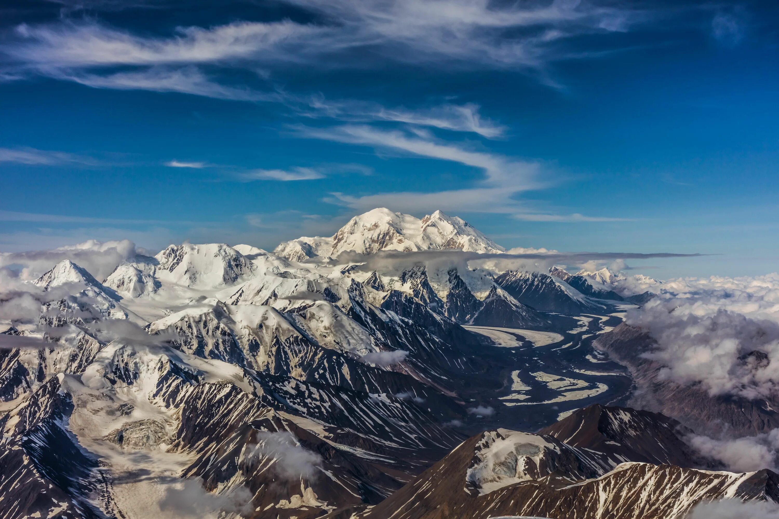 Higher mountains. Гора Кайлас. Горы Тянь Шань. Горы Анды. 8k горы Киргизии.