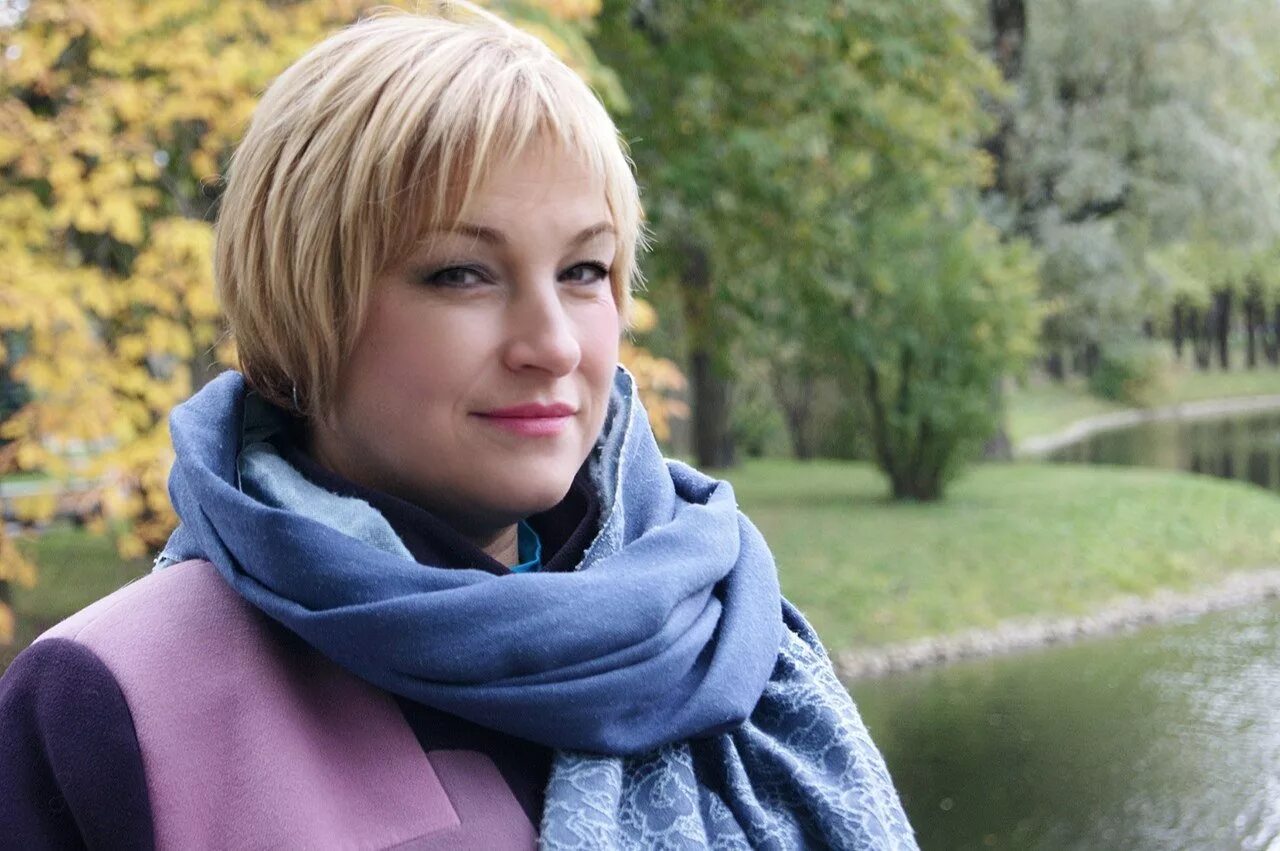 Обычная женщина. Фото женщины. Женское фото на аватарку 35 лет. Девушка 29 лет. Foto жен.