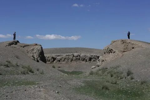 Шілікті және бесшатыр патша қорғандары