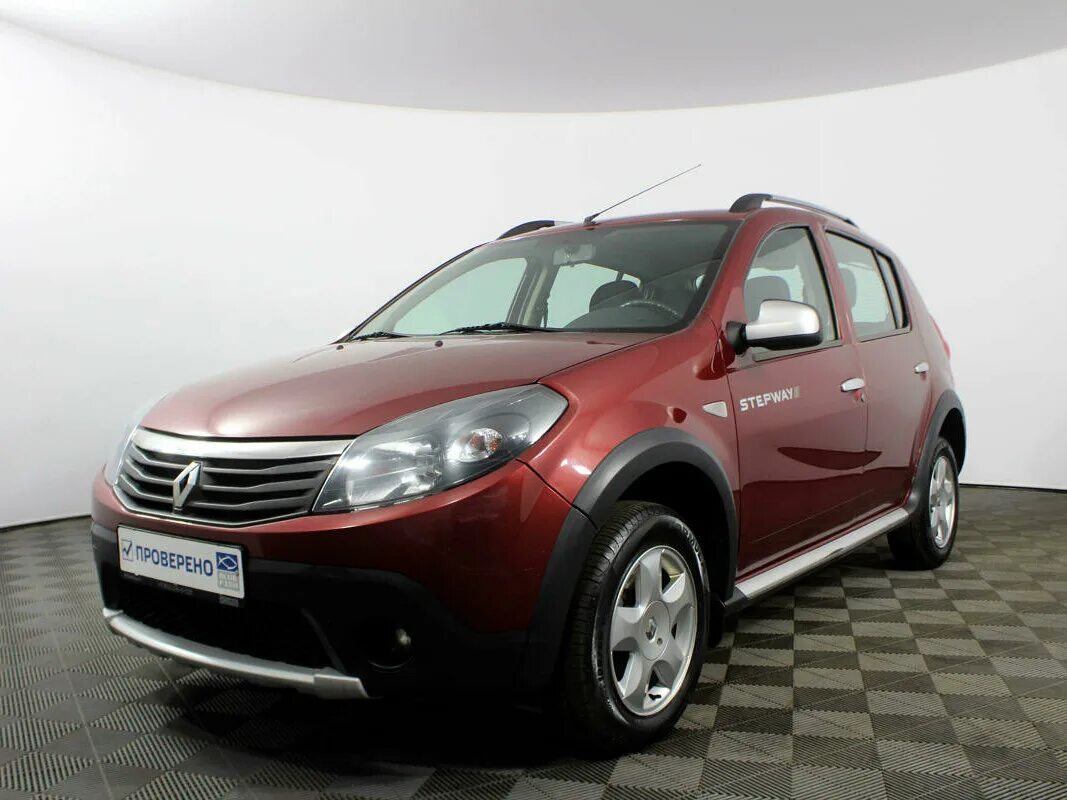 Sandero stepway 2012. Сандеро степвей 2014. Рено Сандеро степвей 2014. Рено Сандеро степвей 2014 года. Renault Sandero Stepway 2014 красный.