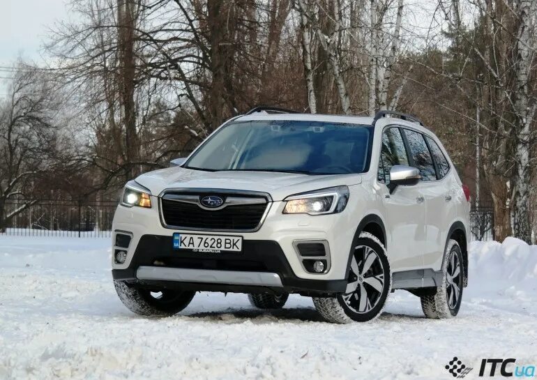 Субару Форестер 2018. Субару Форестер 2018 гибрид. Subaru Forester e-Boxer. Subaru Forester Hybrid 2019. Субару форестер гибрид